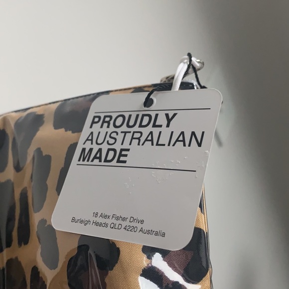 Leopard Print Cosmetic Bag - Picture 5 of 6